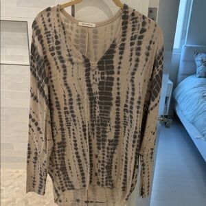 Enti Tie-Dye Long Sleeve Top